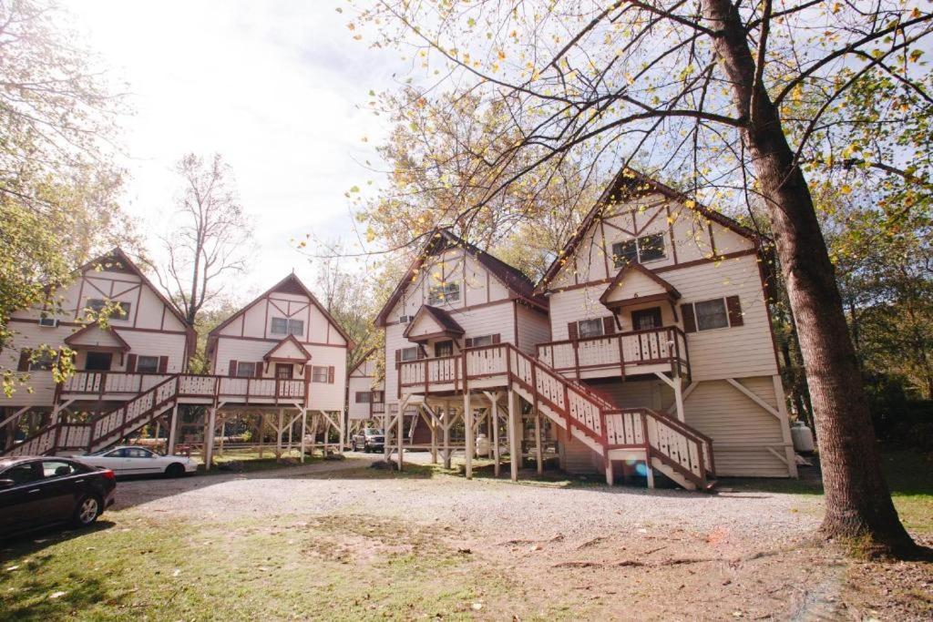 Riverbend Motel & Cabins Helen Exterior foto